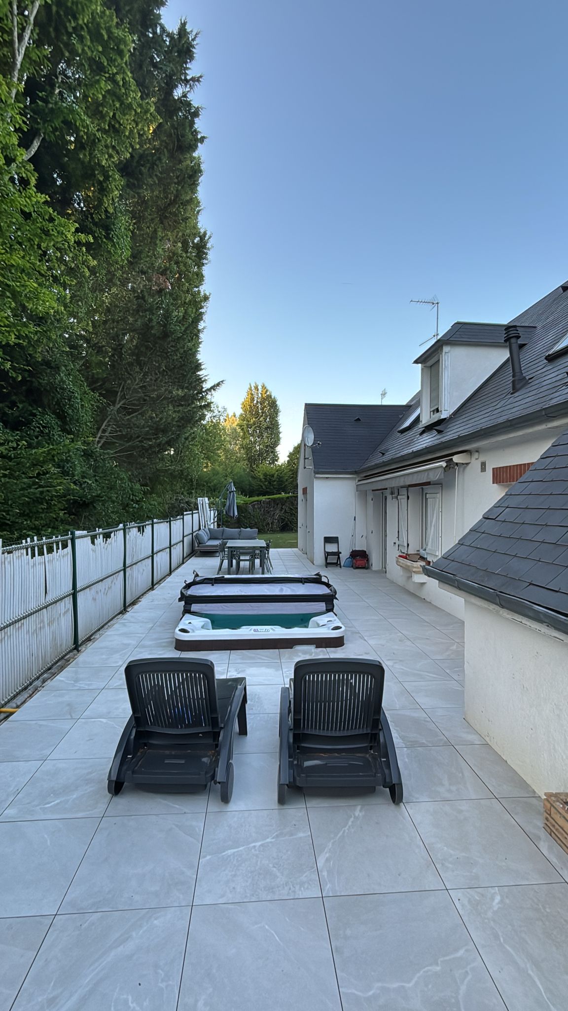 Terrasse apres carrelage sur plots
